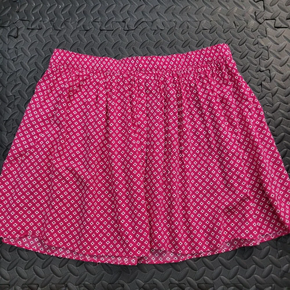 American Eagle Mini Skirt Medium Boho Flowy Summer Barbie Barbiecore Fairycore